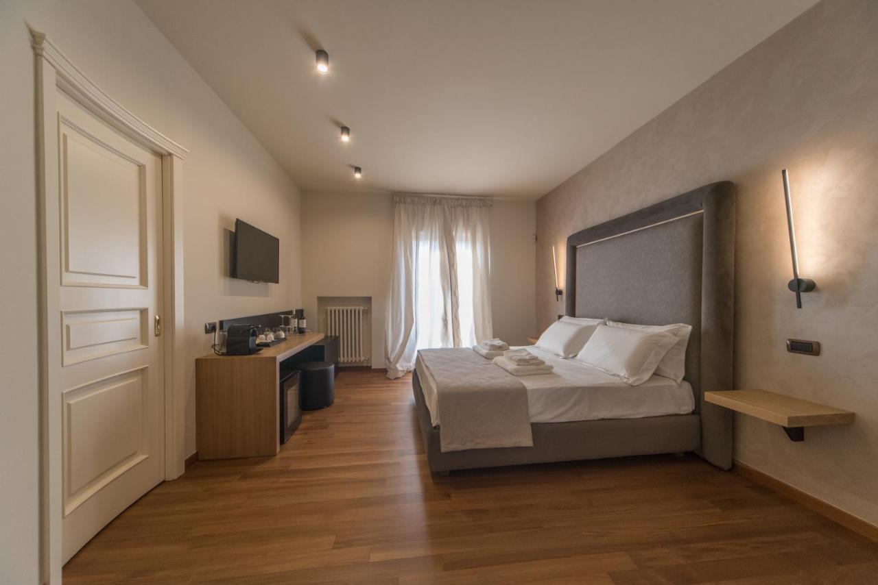 Villa Pietra Bianca - Luxury Stay In Puglia Trani Exterior photo